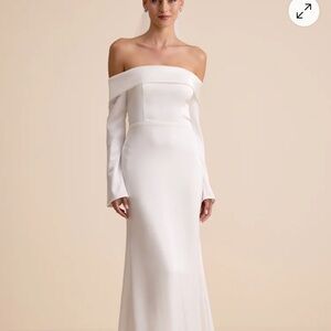 Lulu's Off Shoulder Wedding Gown White XS